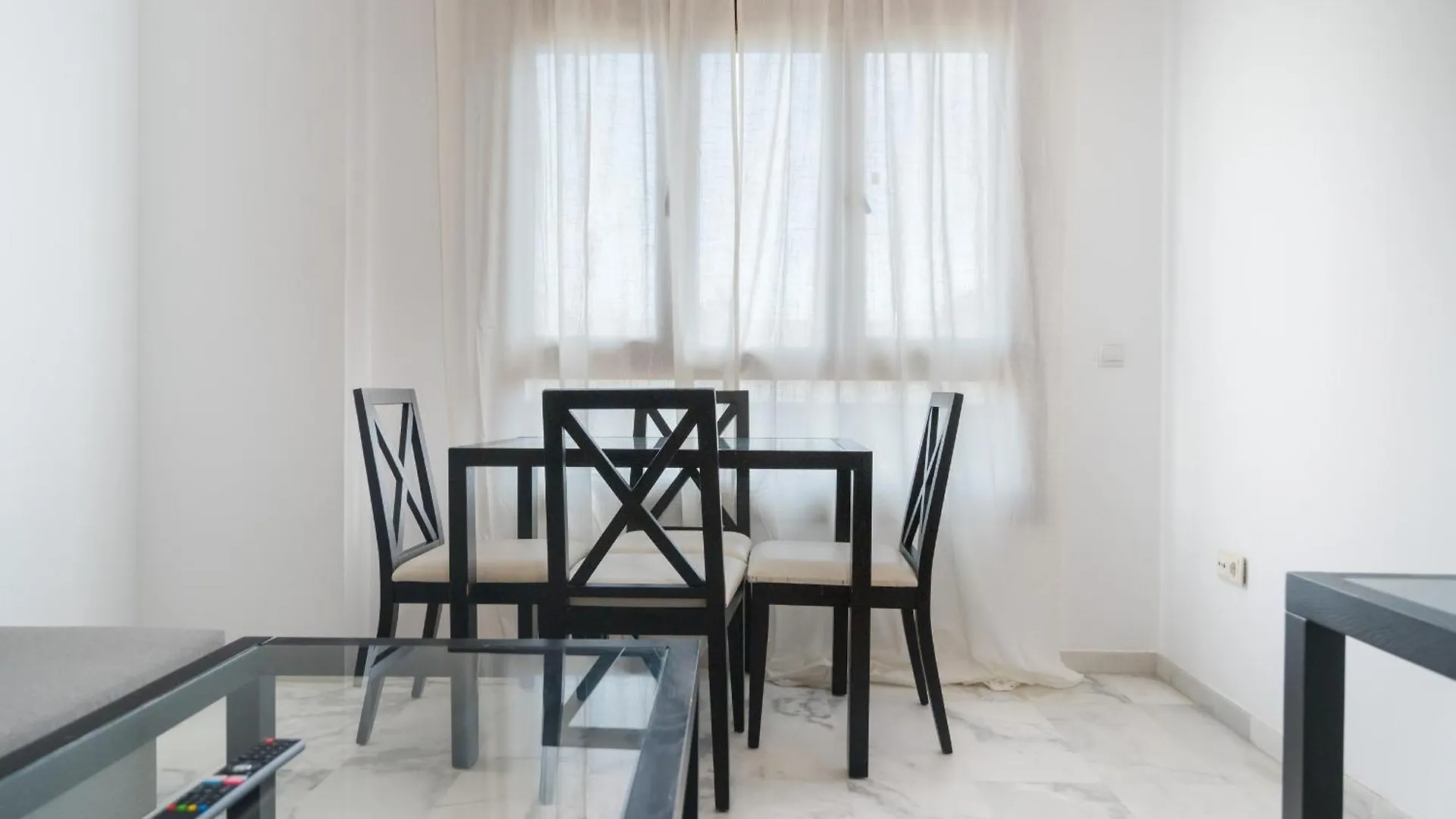 Apartamento Luxsevilla Moderno Piscina Free Parking Bormujos